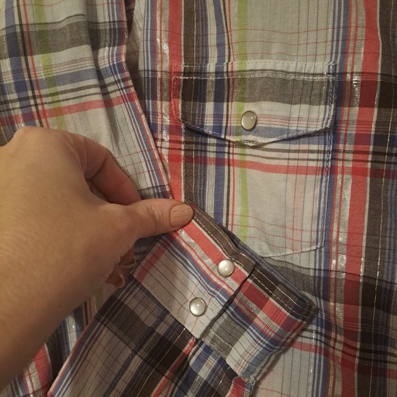 Wrangler Women's Plaid Pearl Snap Front Long Sleeve Top Sz Large or Med Fit - Picture 8 of 9